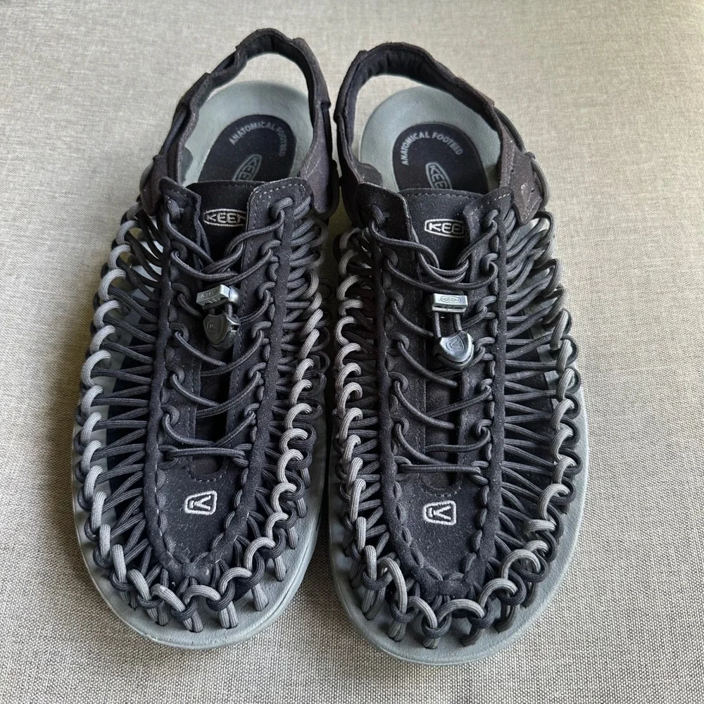 Keen Uneek Sandals Mens 12 Black Grey Cord Outdoor Water Shoes 1013086